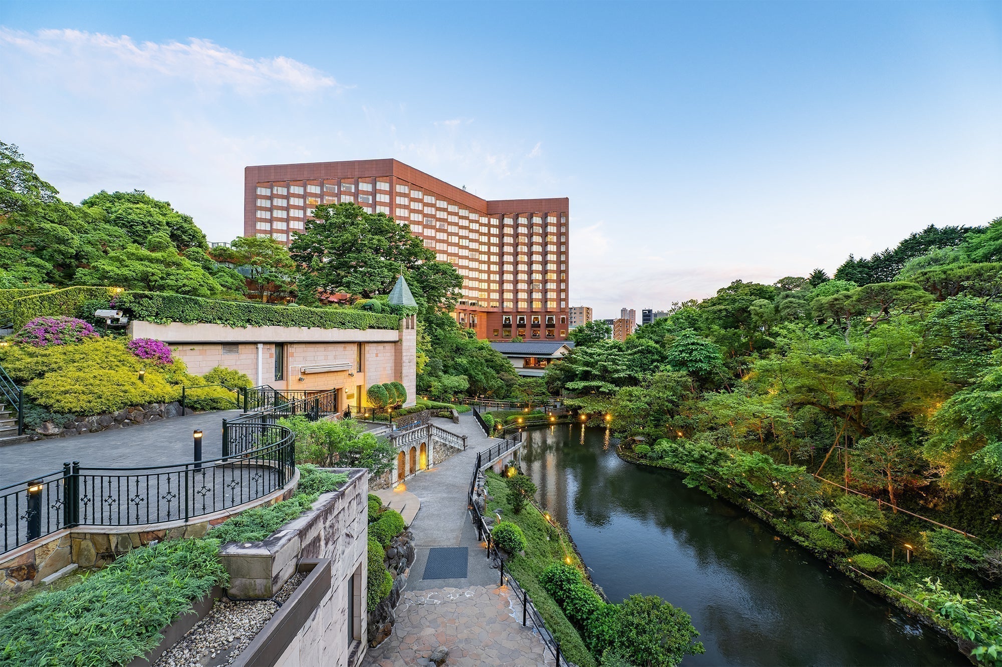 ご自宅でもホテル椿山荘東京オリジナルアロマ「Healing Garden」で