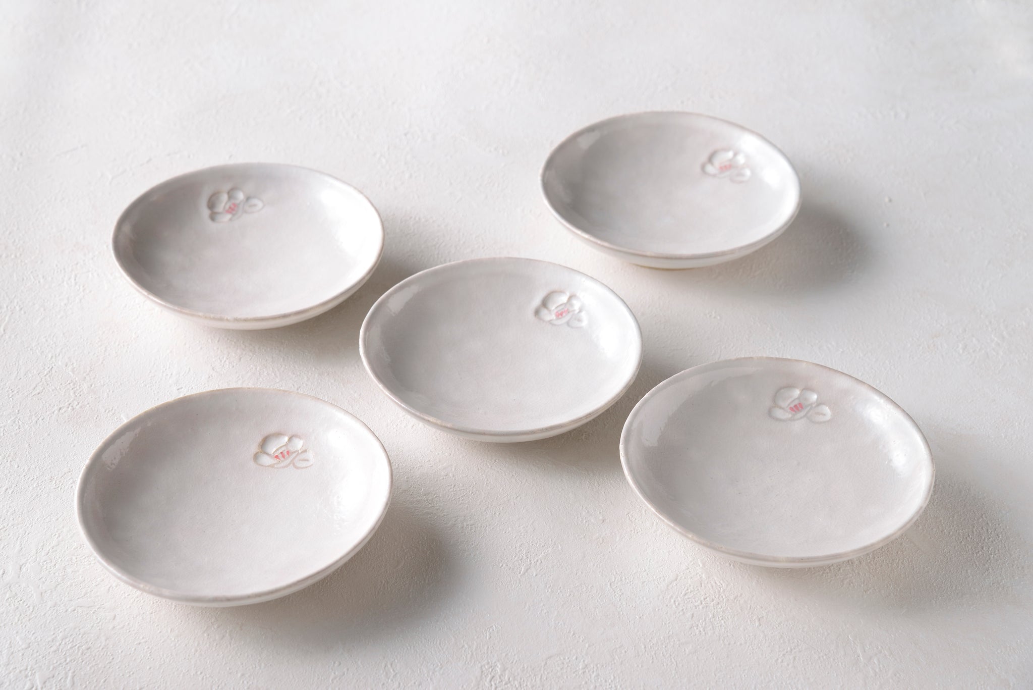 やのさちこ　椿皿　ポピー 5寸椿皿 (トチ) – 安比塗漆器工房