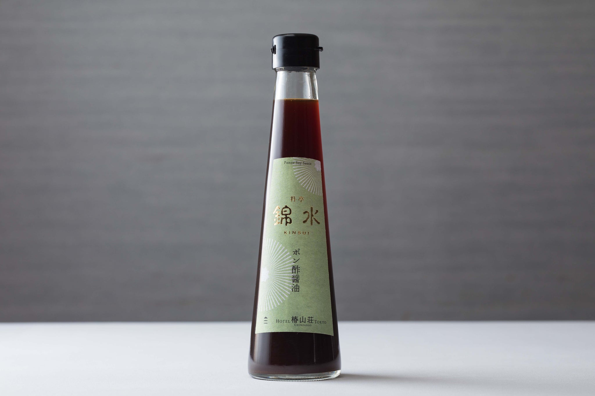 Amazon.co.jp: FourSeasonsHotel椿山荘20周年のムラノベネチアン